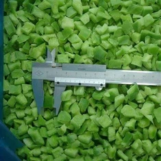 فلفل دلمه ای خرد شده منجمد